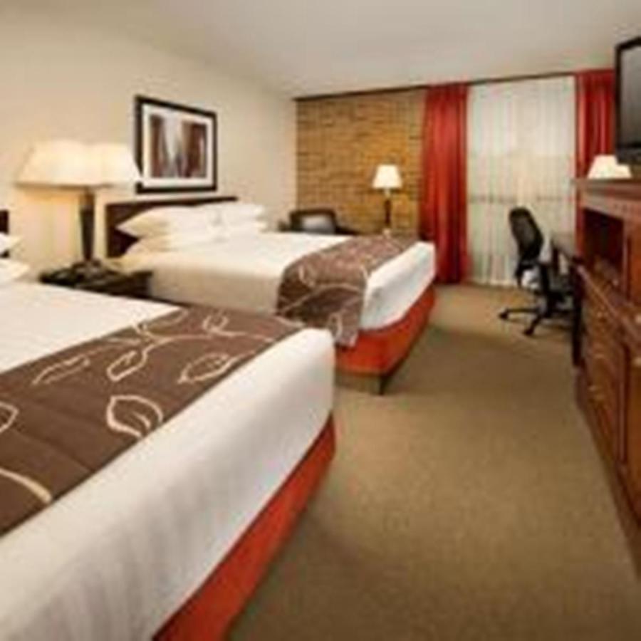 Hotel Lotus Kansas City Merriam Exteriör bild